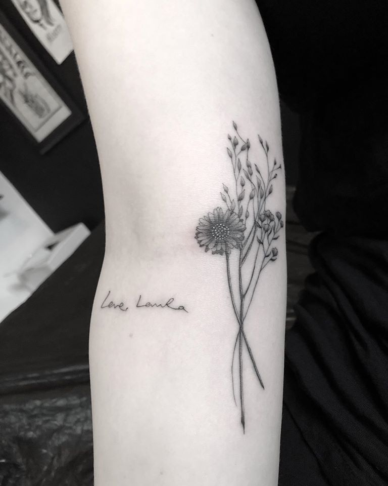 Best SINGLE NEEDLE and FINELINE tattoos in Berlin by Jakub Settgast