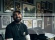 Jakub Settgast tätowiert ein Fineline Tattoo im Black Hole Tattoo Hamburg-Altona.